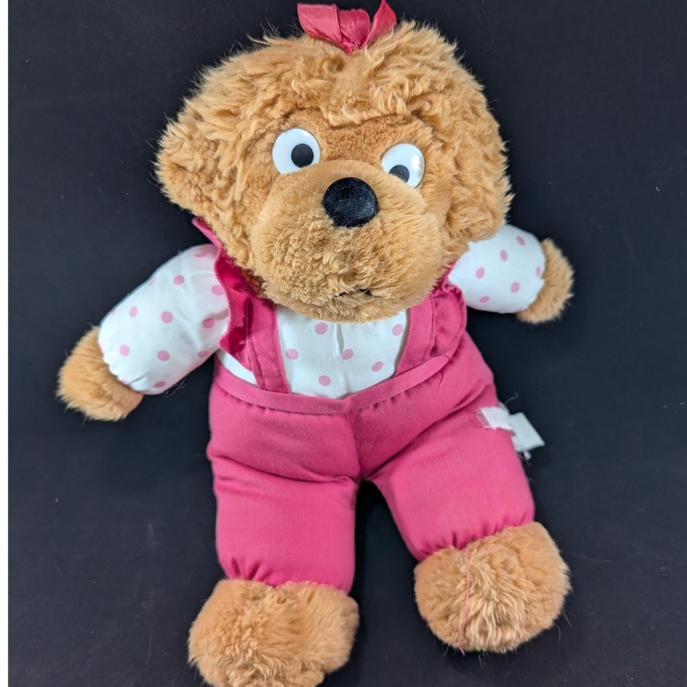 Vintage 1995 The Berenstain Bears: Sister‎ Bear Plush toy stuffed collectible